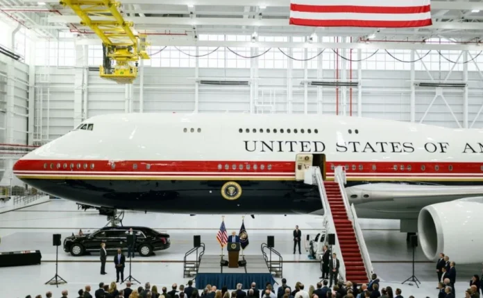 Trump’s New Air Force One: The Qatari 747 That Became America’s Most Controversial Flying White House Trump’s New Air Force One: The Qatari 747 That Became America’s Most Controversial Flying White House